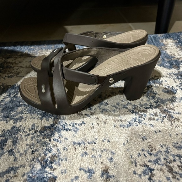 Crocs Brown Cyprus IV Open Toe Heels Size 8 - Picture 2 of 9